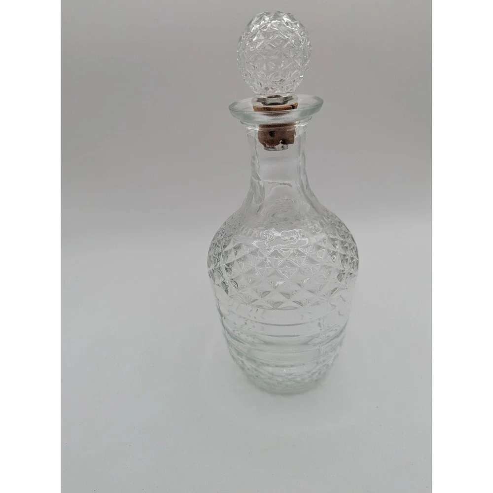 Vintage Clear Glass Diamond Cut Ribbed Decanter with Faceted Cork‎ Stopper 9